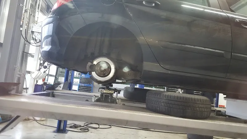 IN'n'OUT Autocentres Wigan work photo